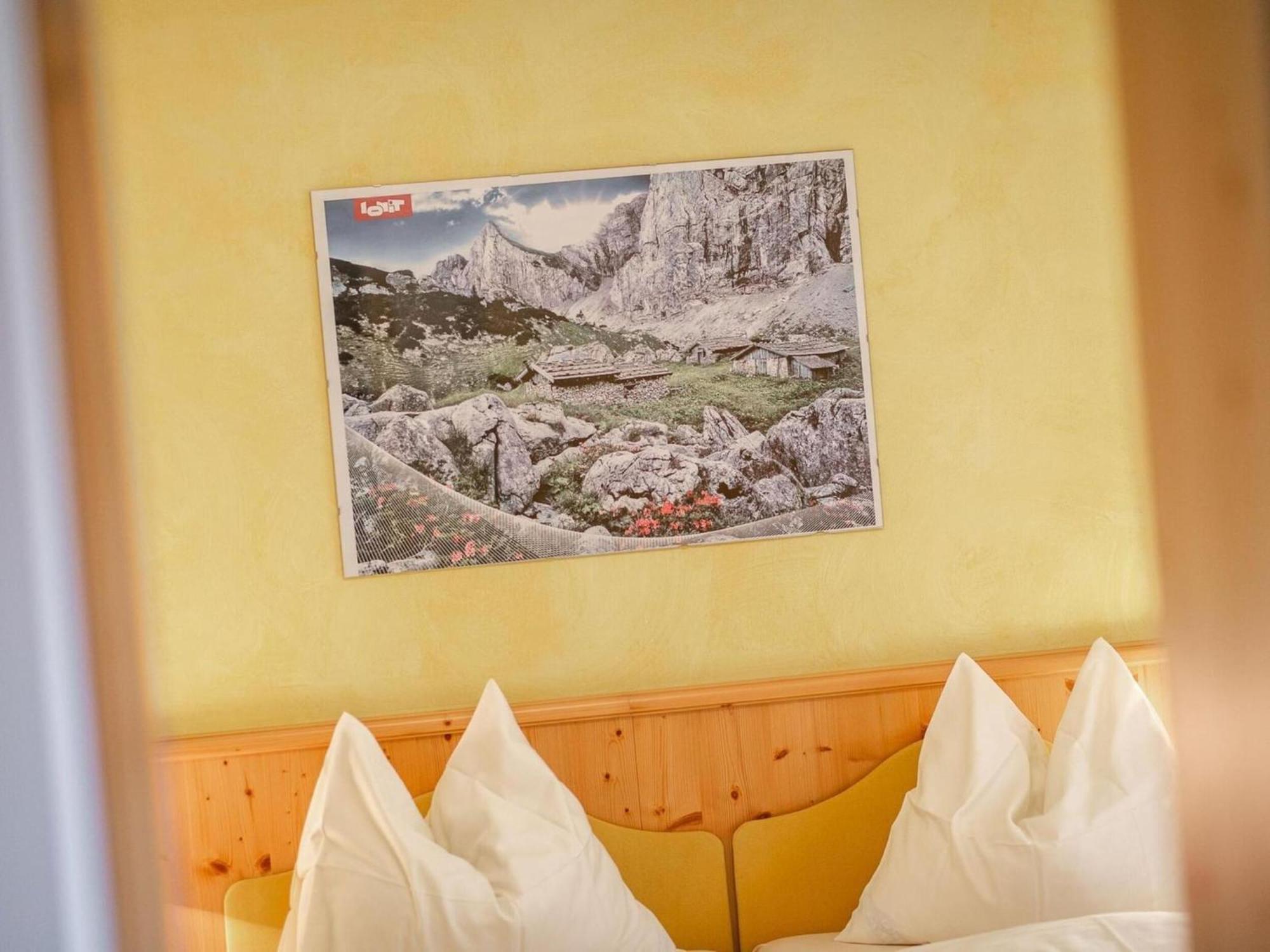 Apartment In Fuegen With A Garden Extérieur photo